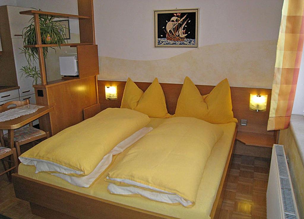 Gästehaus Steiner Tröpolach Zimmer foto